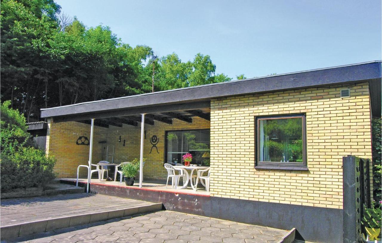 Awesome Home In Ronne With Wifi 외부 사진